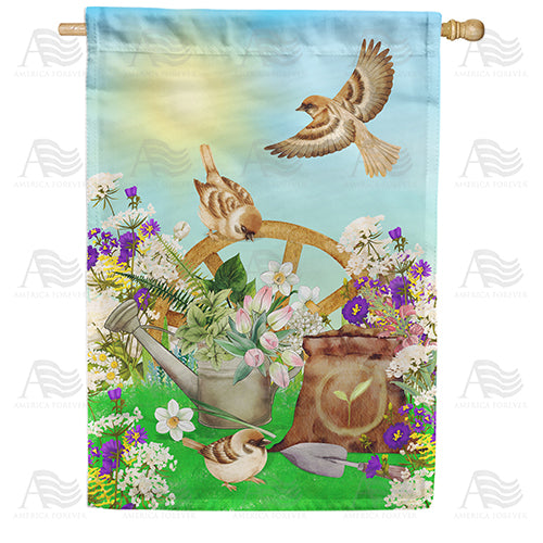 America Forever Summer Sparrows House Flag