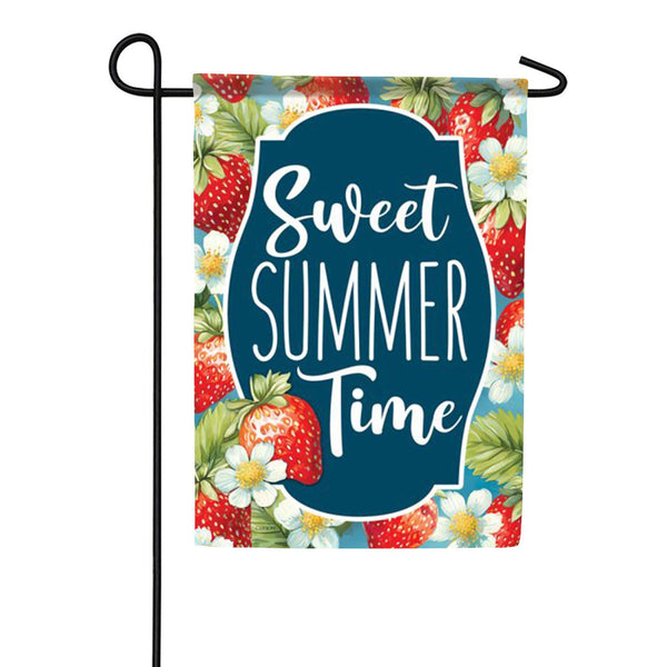 Carson Strawberry Summer Garden Flag