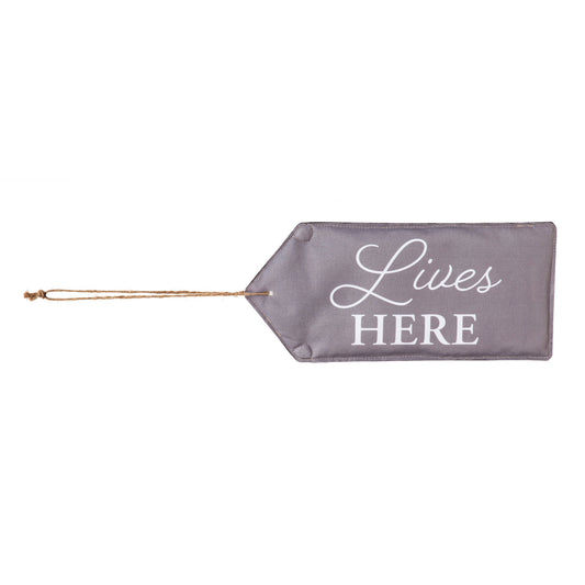Evergreen Perfectly Paired Door Tag - Lives Here