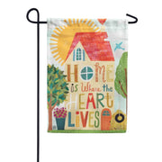 Magnet Works Garden Flag - Where the Heart Lives